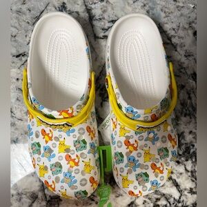 New With Tags Crocs Pokemon Clogs (M10/W12)